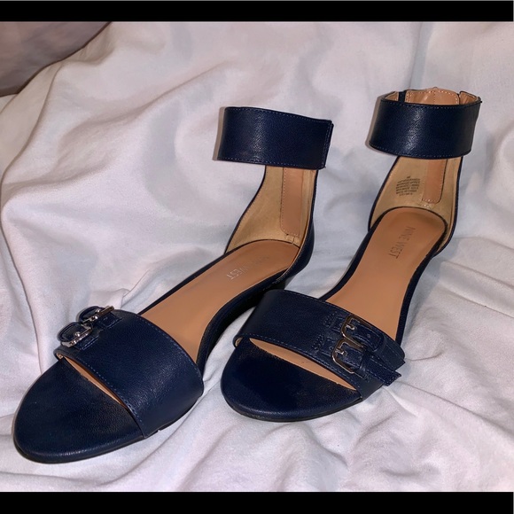 navy low wedges
